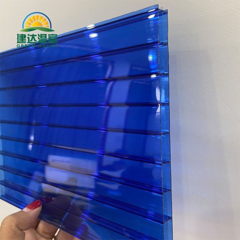 polycarbonate panel 1.jpg